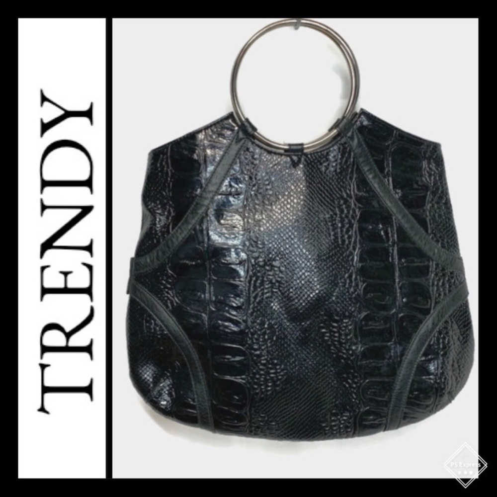 NWOT Trendy O-Ring Hand Bag Faux Snake Skin Roomy
